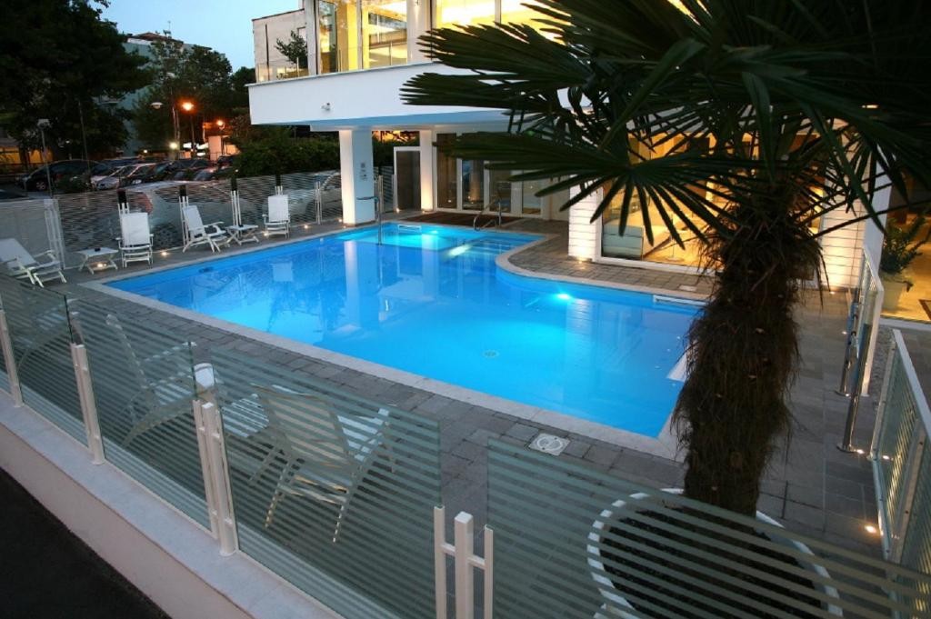 hotel fantasy riccione 10