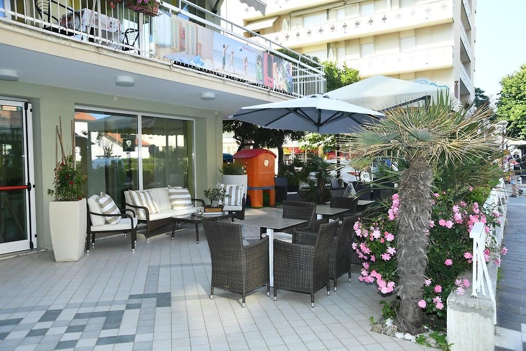 hotel cristallo misano 3