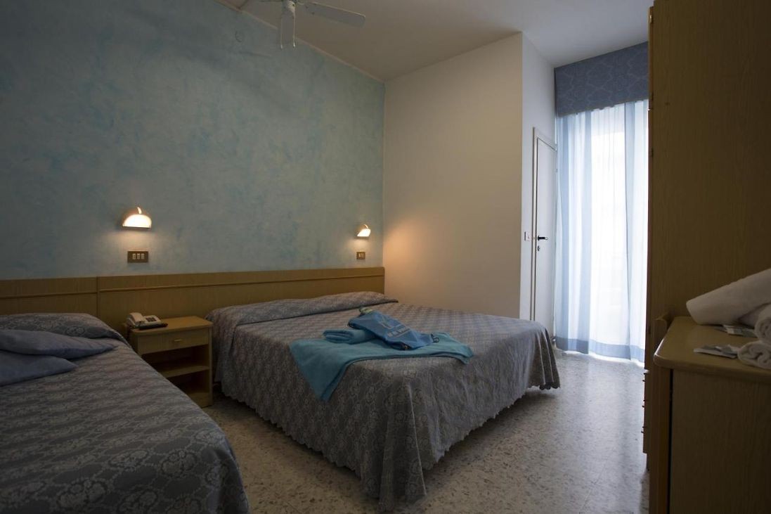 hotel cristallo misano 7